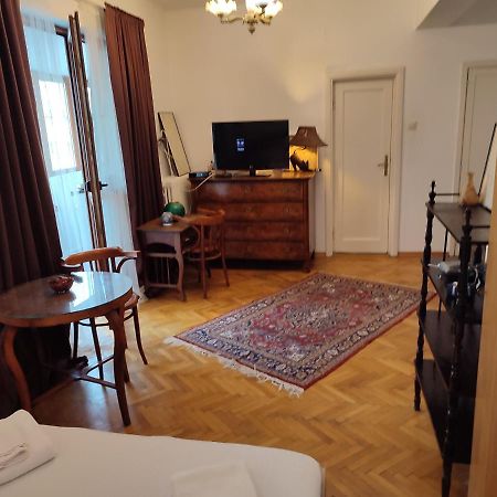 Accommodation Ateneu Palace Βουκουρέστι Εξωτερικό φωτογραφία