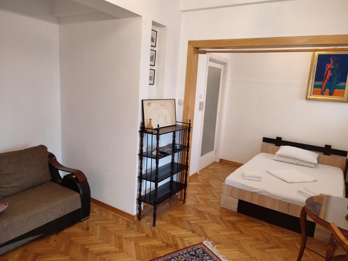 Accommodation Ateneu Palace Βουκουρέστι Εξωτερικό φωτογραφία