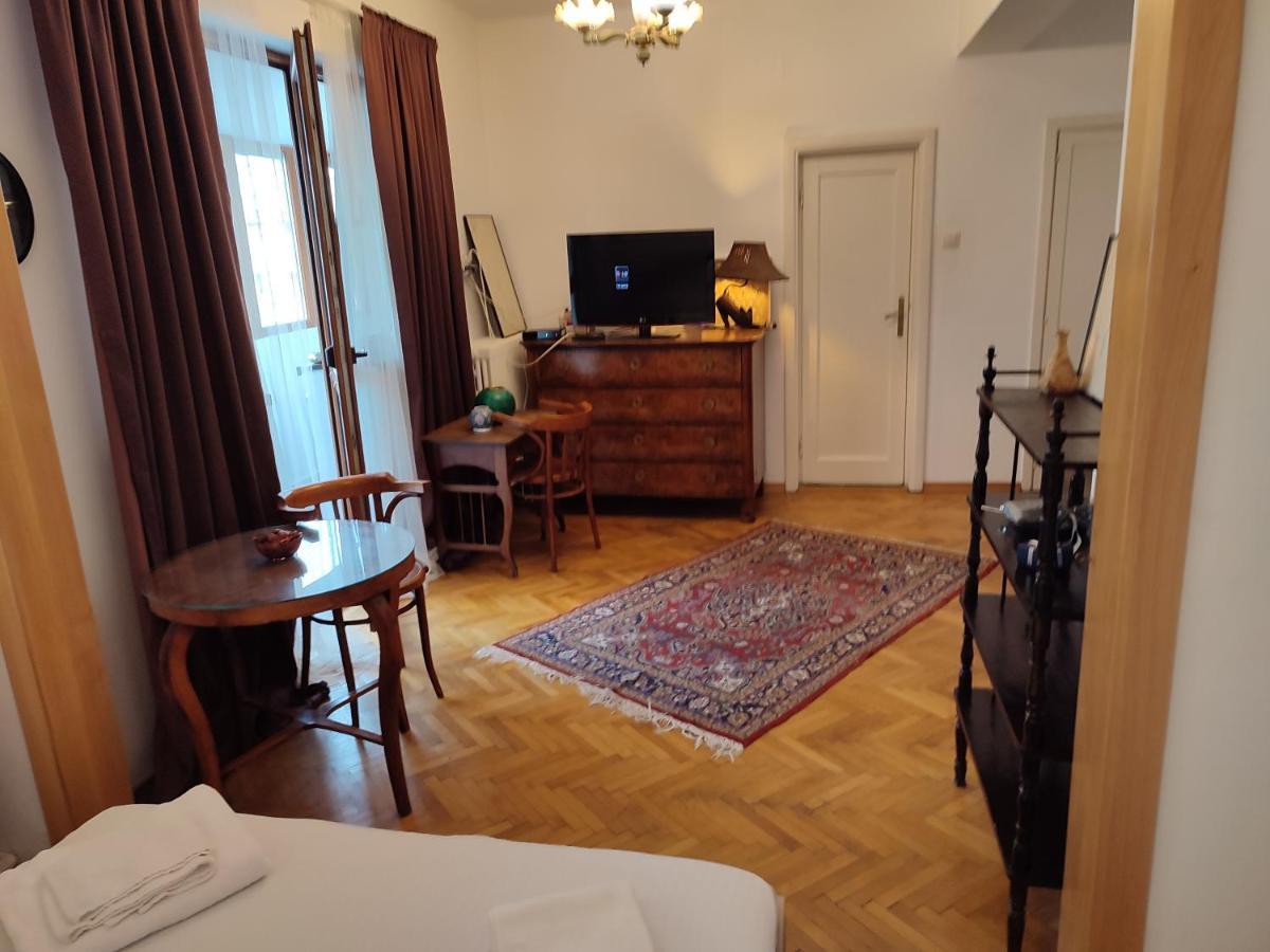 Accommodation Ateneu Palace Βουκουρέστι Εξωτερικό φωτογραφία